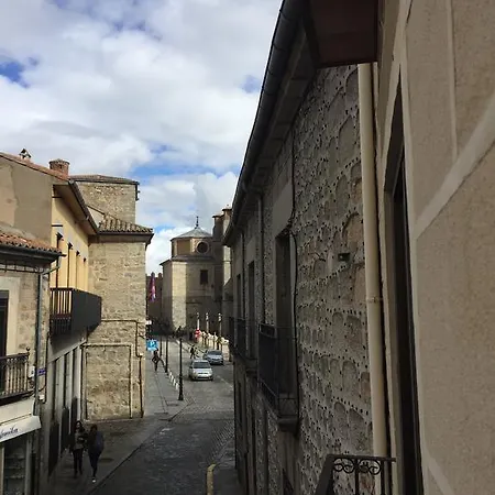 Vut Tomas Luis De Victoria Appartement