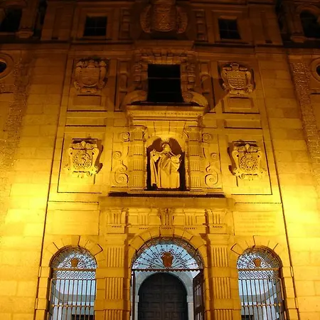 Vut Tomas Luis De Victoria Apartment