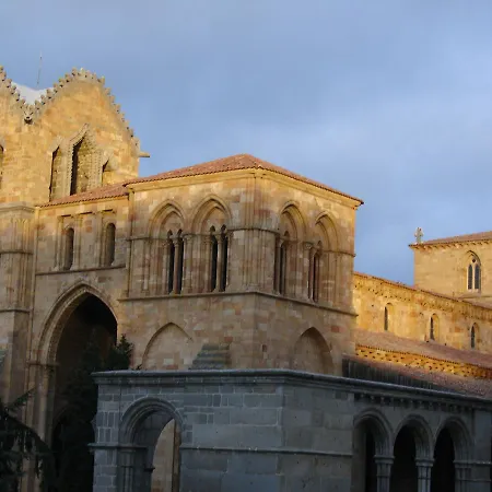 Vut Tomas Luis De Victoria Ávila